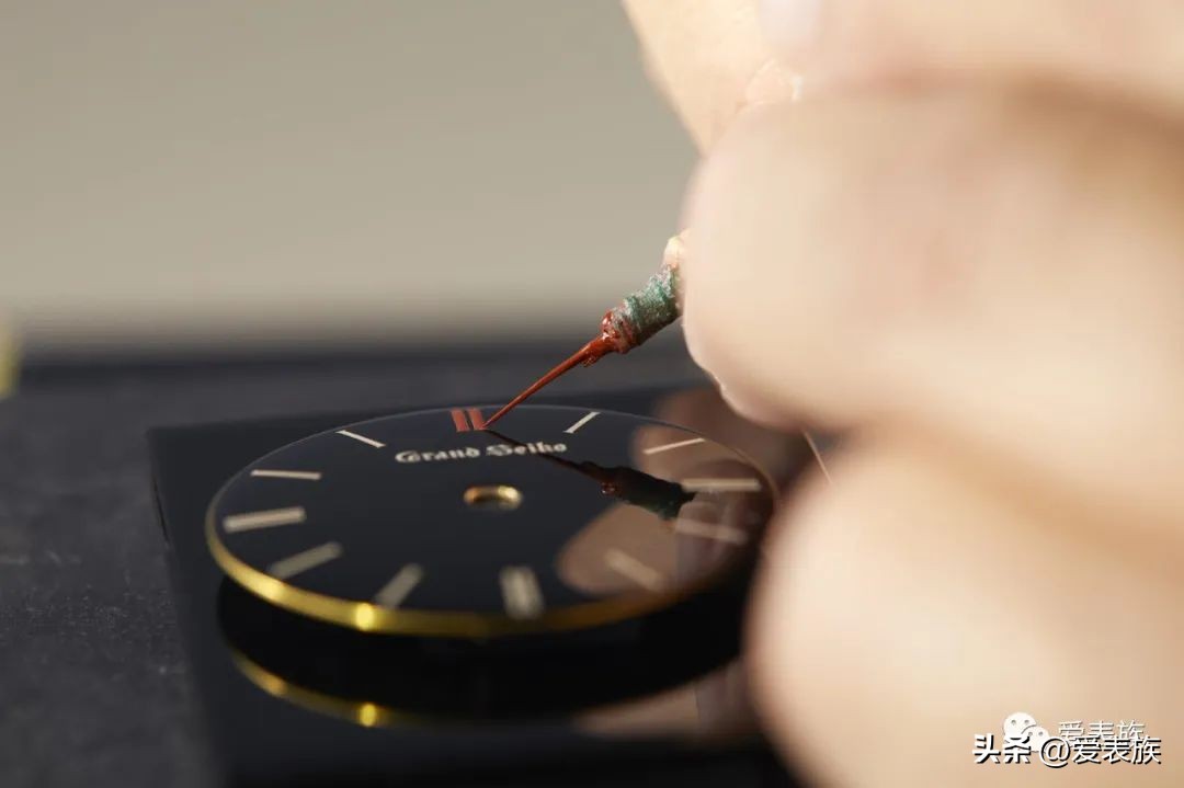 冠蓝狮石英和机械哪款值得买,冠蓝狮入门腕表