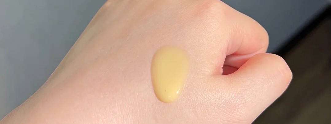 抗初老精华推荐25-30岁国货平价,国货护肤里的精华哪家好用又平价