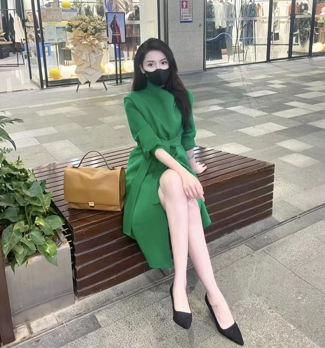 秋冬穿搭很简单这样穿秒变女神,今年冬季最火的穿搭精致女生必看