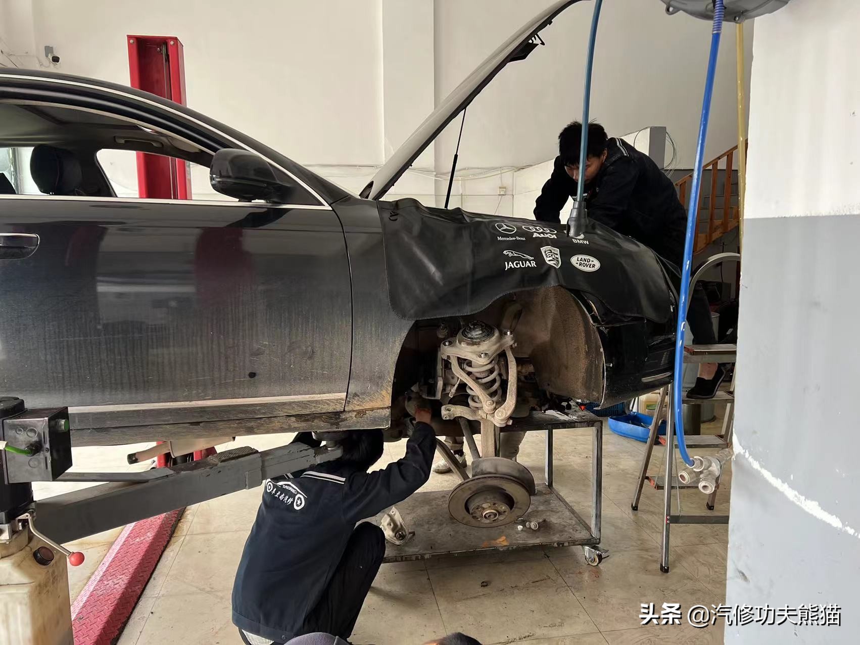 奥迪a6五百块钱,奥迪a65000公里烧一升机油维修