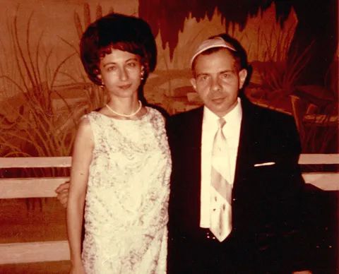 丁克家庭晚年现状,丁克家庭的去世无人知