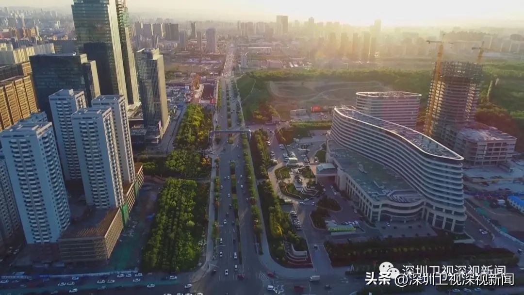 深圳校服*疆新**造！这些深企如何助力当地人“家门口”就业？|深喀山海情