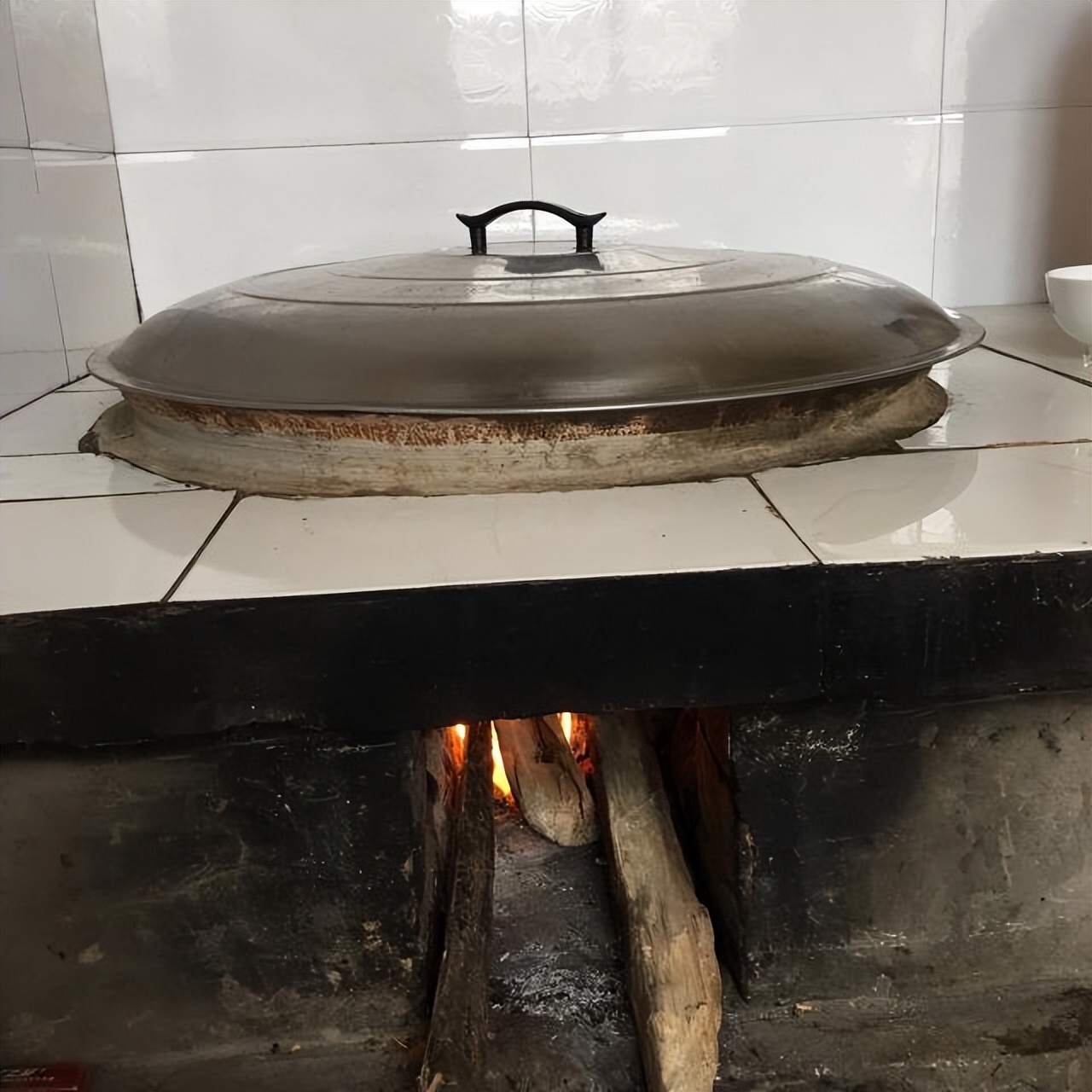 东北角放灶台为什么说是大忌,农村大锅灶有什么风水讲究