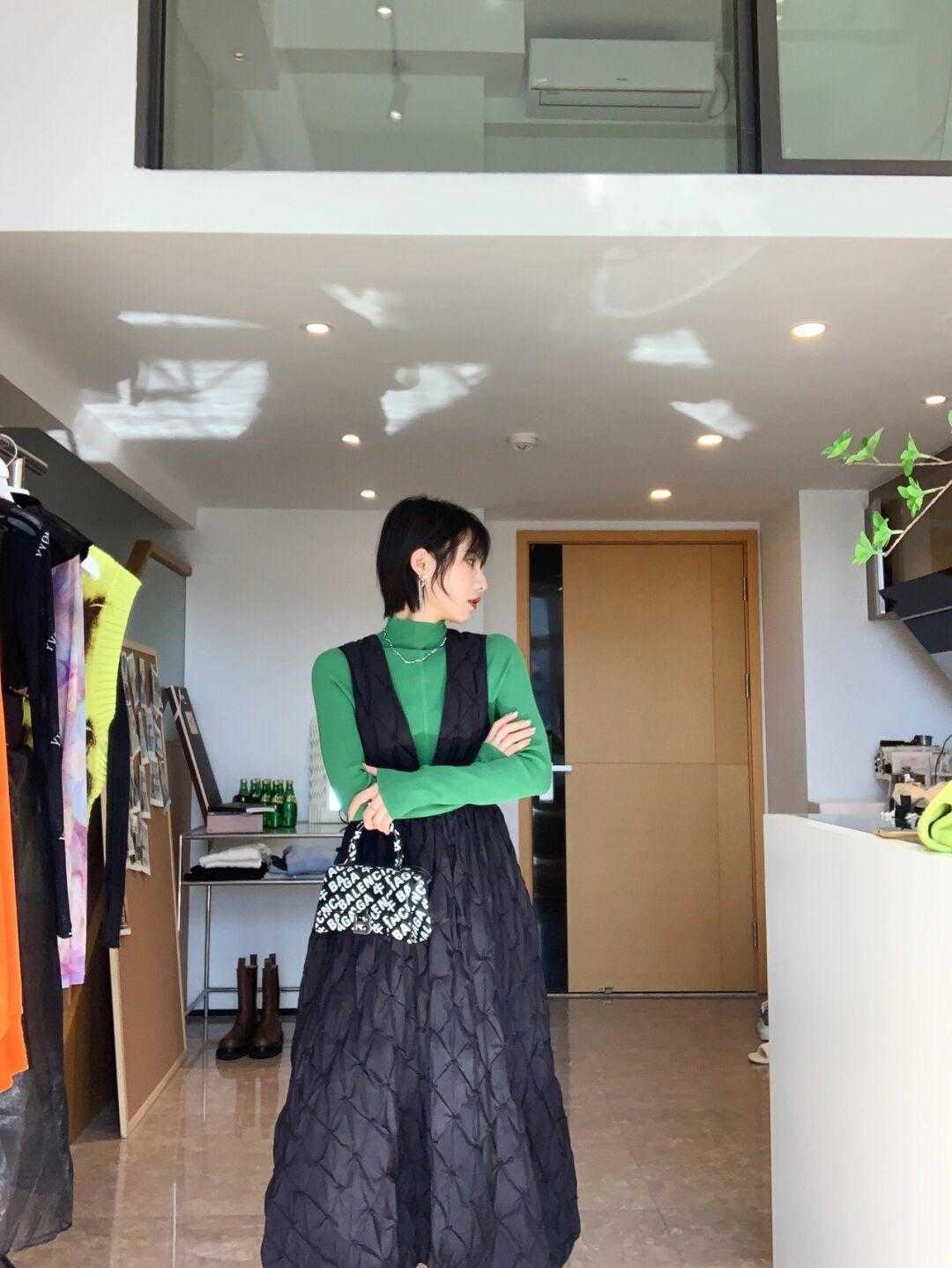 今年流行羽绒服连衣裙,羽绒裙新款连衣裙