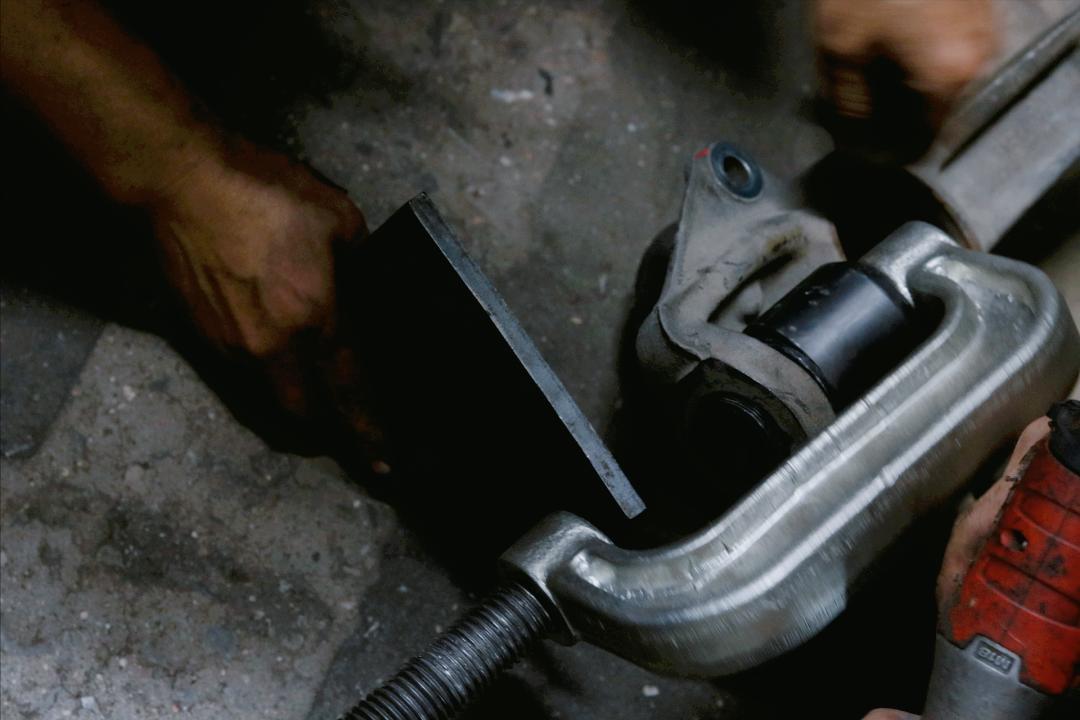 11年奔驰r350老款改新款全程过程,老款奔驰r350真的容易坏吗