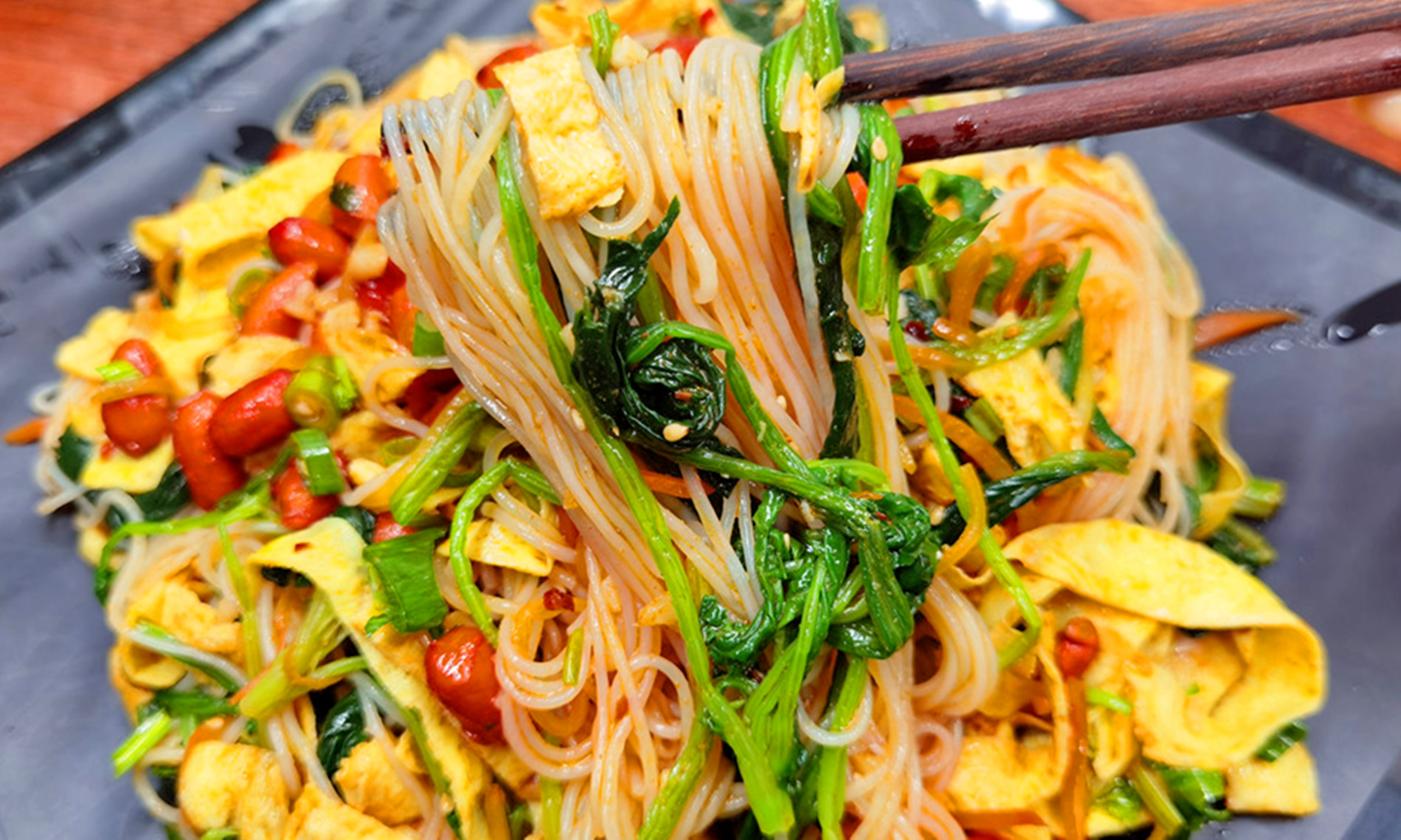 建议中老年人多吃高叶酸食物,补充叶酸需要吃什么绿叶蔬菜