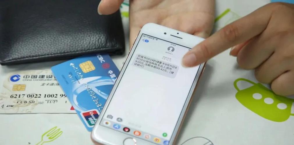 没有钱的银行卡是销户还是留着,没钱的银行卡存折是销户还是留着