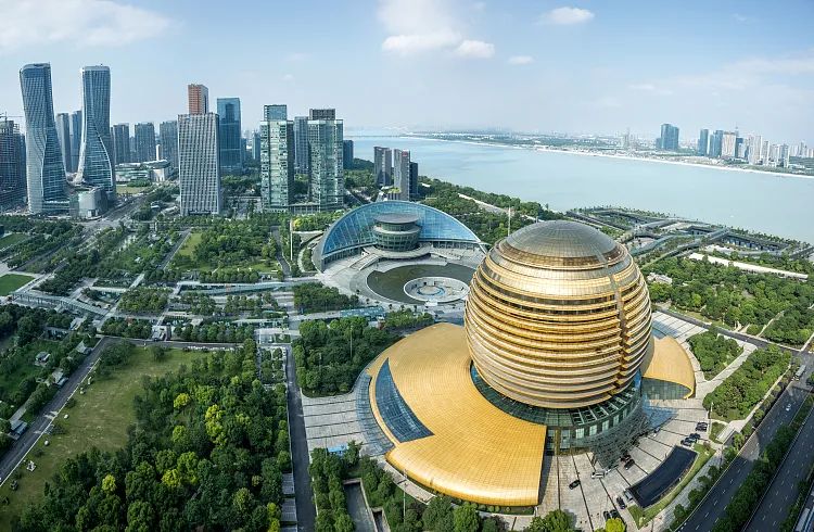 浙江省人民政府下半年工作方向,浙江省政府政策解读