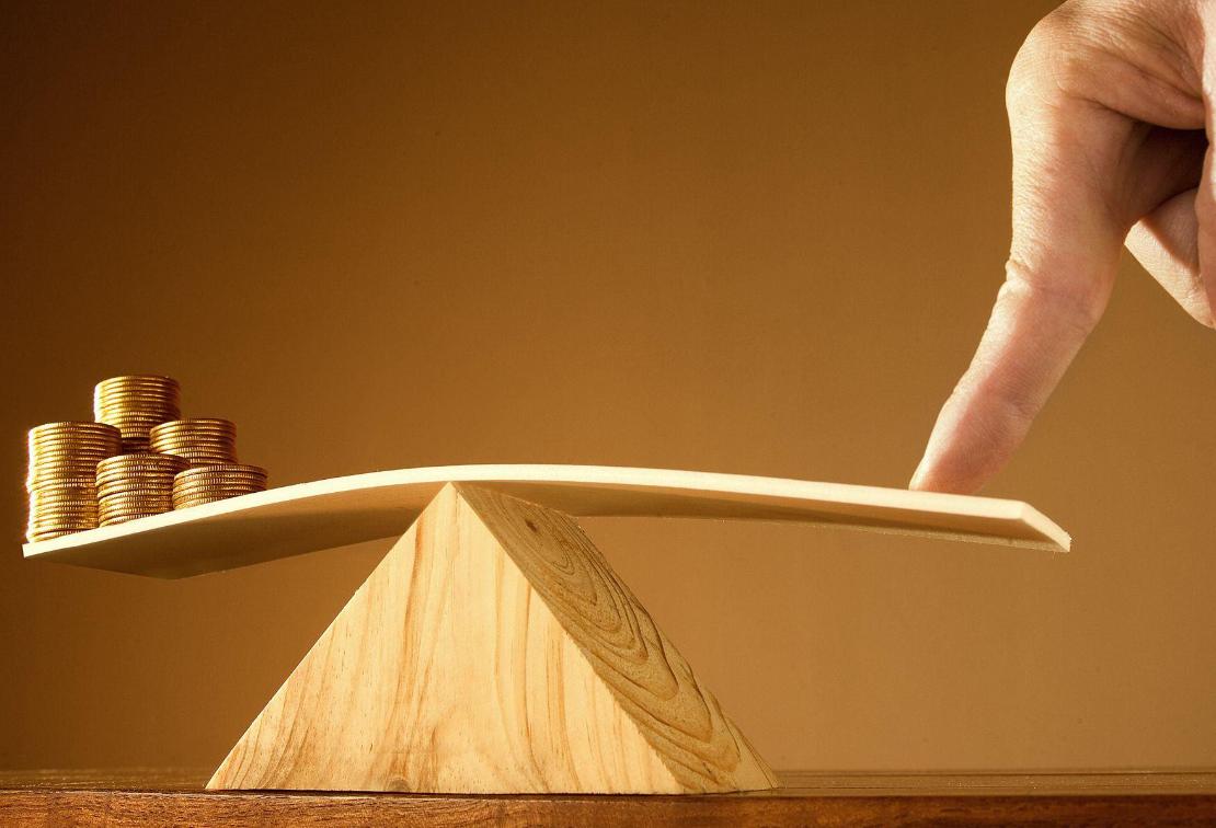 电商企业并购零售企业的动机,并购绩效分析