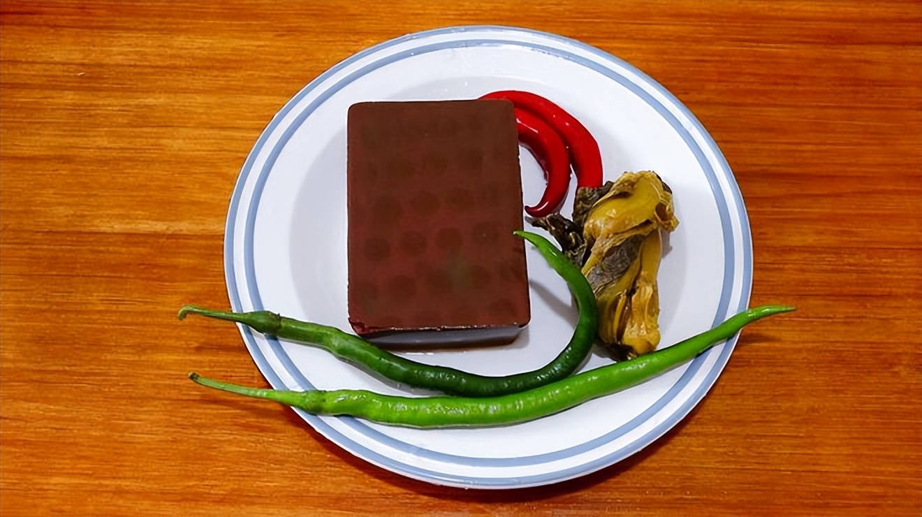 鸭血怎么做好吃营养价值高,鸭血怎么吃好吃又嫩