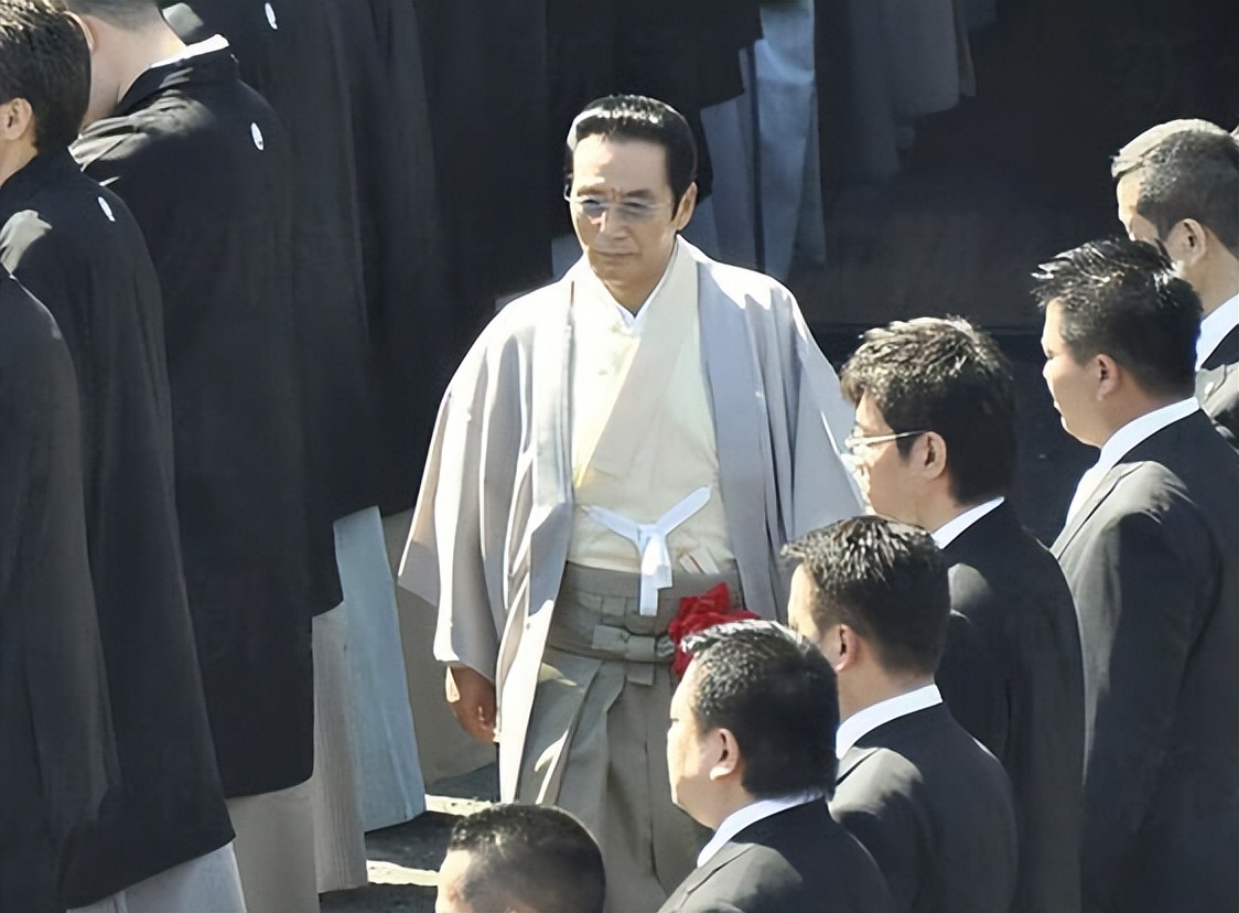 68岁日本黑帮老大不满下身尺寸，手术失败刺杀女护士，后来怎样了