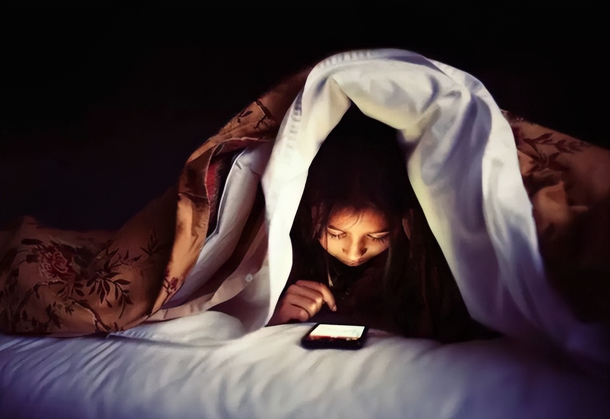 一天三四次是“性瘾”?患者自述：一旦上瘾，就像是大脑磕了药