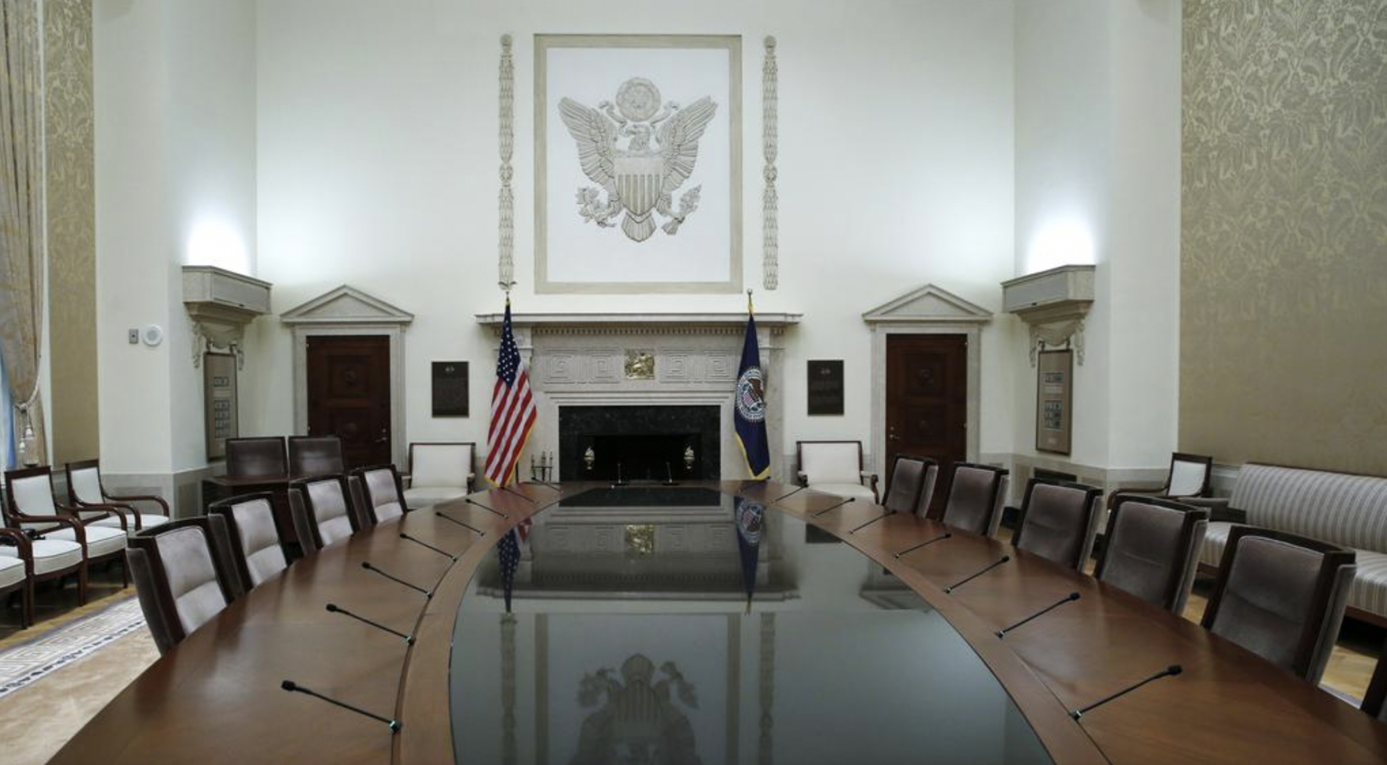 黄金从美国运走带来的影响,215吨黄金从欧洲运抵中国有官宣吗