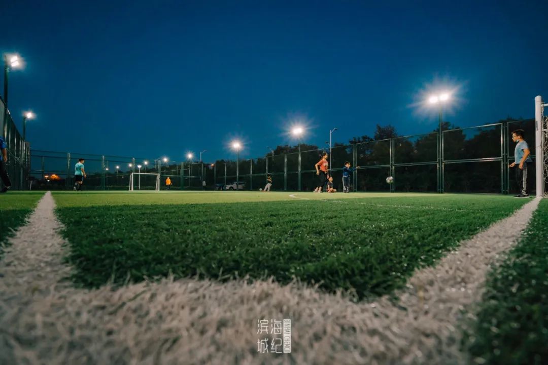 越夜越美丽完整视频,越夜越美丽流光溢彩