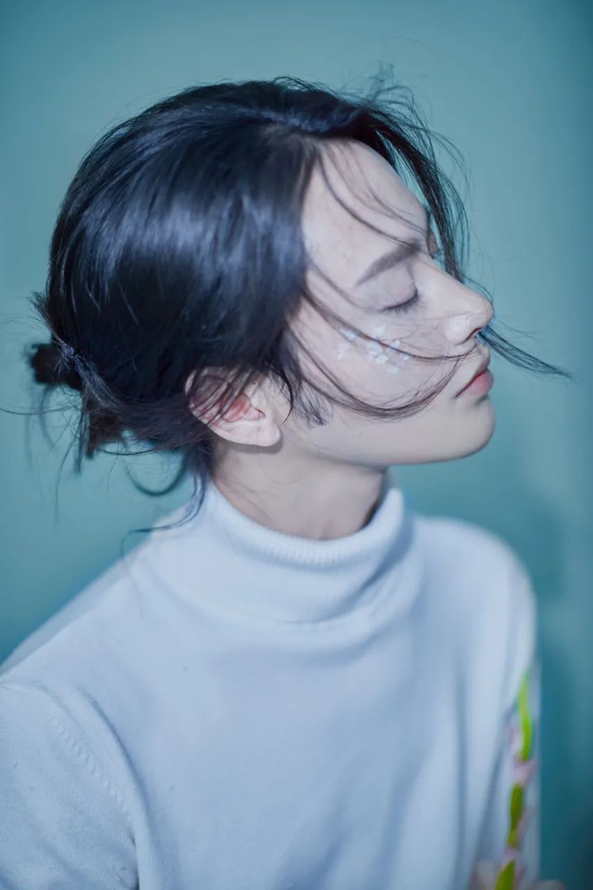 美子美妆教学视频,长发男美妆直播