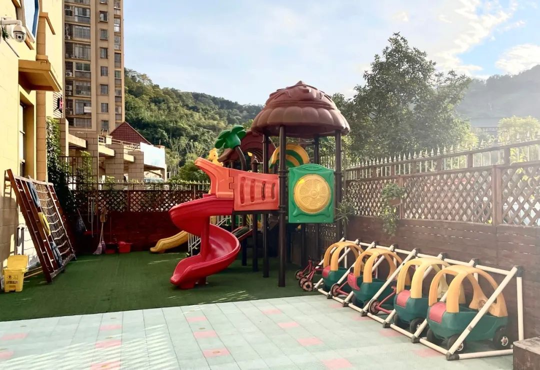 孩子不愿意上厕所，憋尿怎么办？孩子不愿意去外面的厕所怎么办？