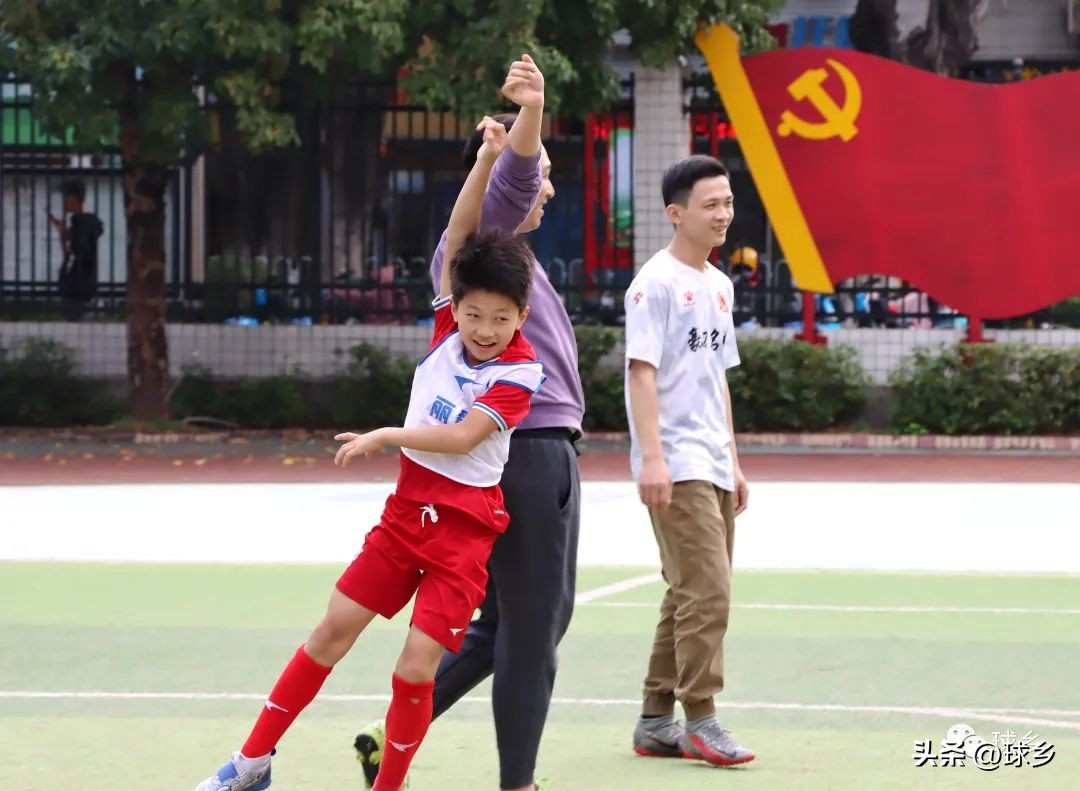 蹇箰瓒崇悆浼存垜鎴愰暱,蹇箰瓒崇悆浜插瓙娲诲姩