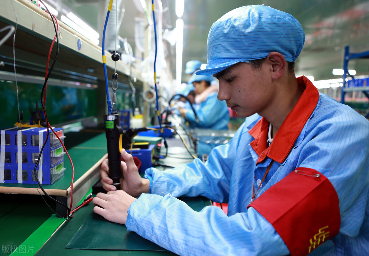揭秘工厂的黑中介,中介带人进电子厂有什么猫腻