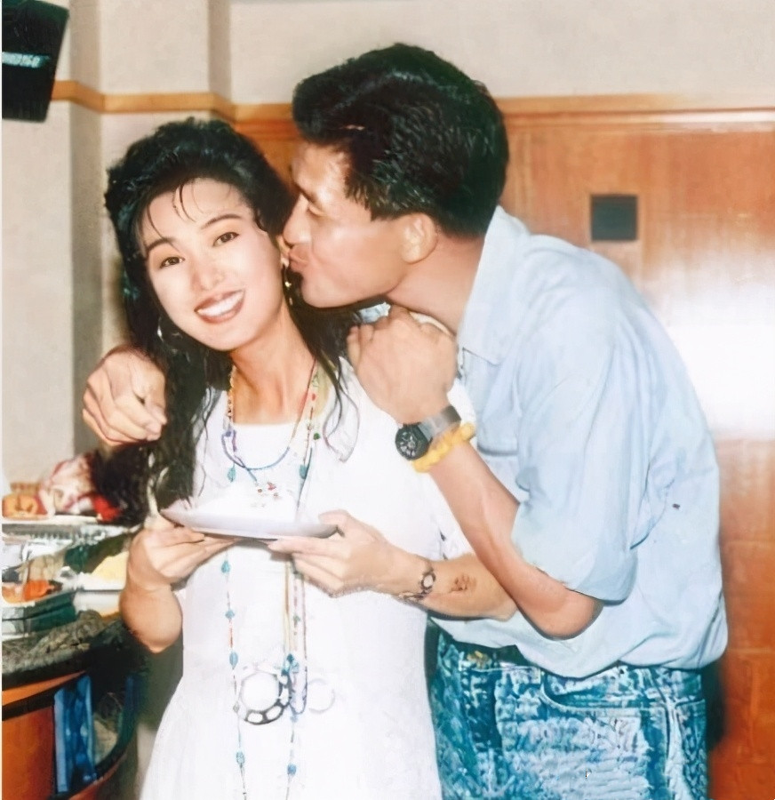 大侠霍元甲坐牢挨打,大侠霍元甲中霍元甲死了几个徒弟