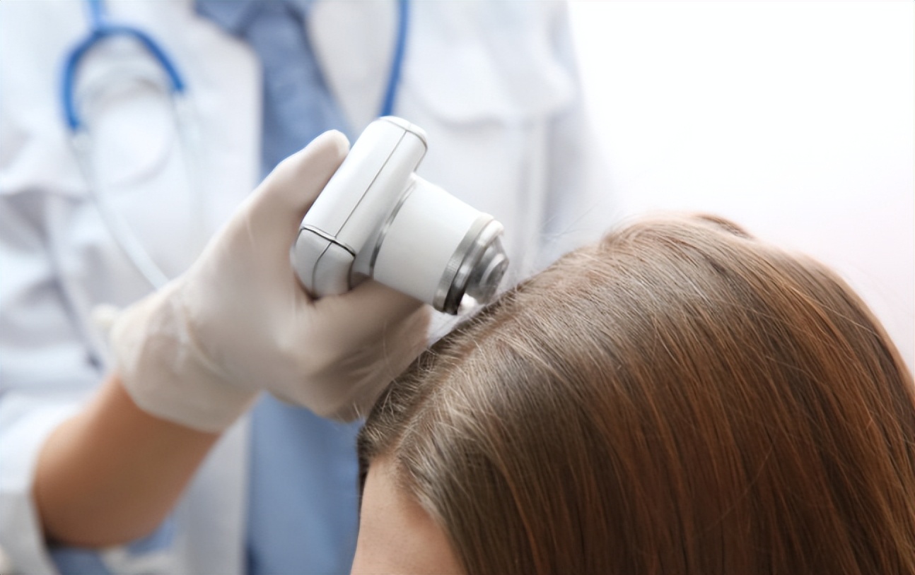 头皮上长红疙瘩脓包涂什么药膏,头皮上长红疙瘩脓包用什么药