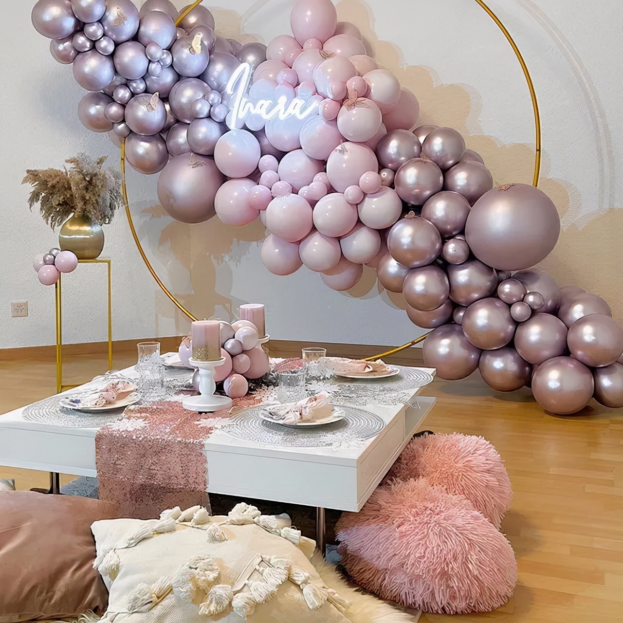 生日蛋糕流行装饰,生日蛋糕装饰多但不幼稚