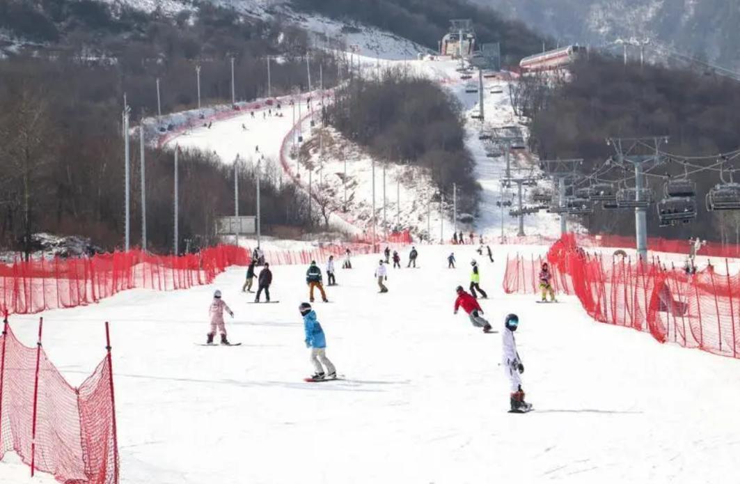 宝鸡鳌山滑雪场开板时间,太白鳌山滑雪场开板
