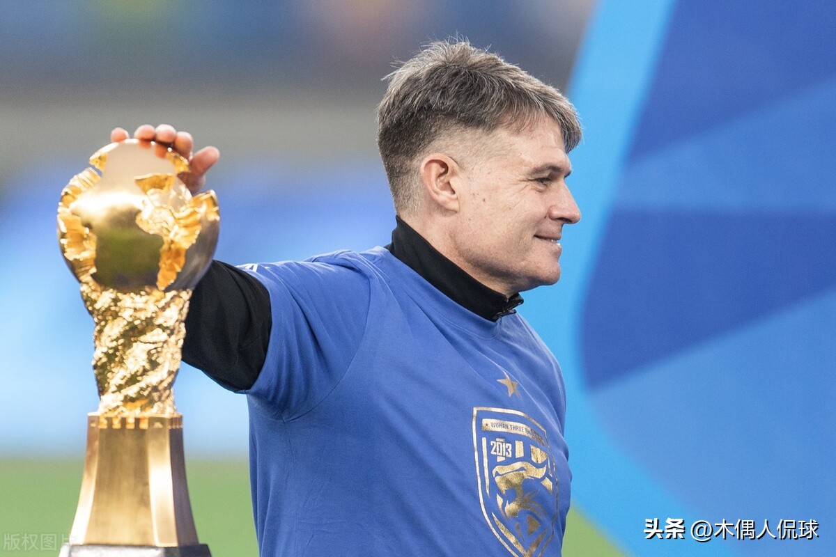 国足新主帅李霄鹏,国足新帅人选