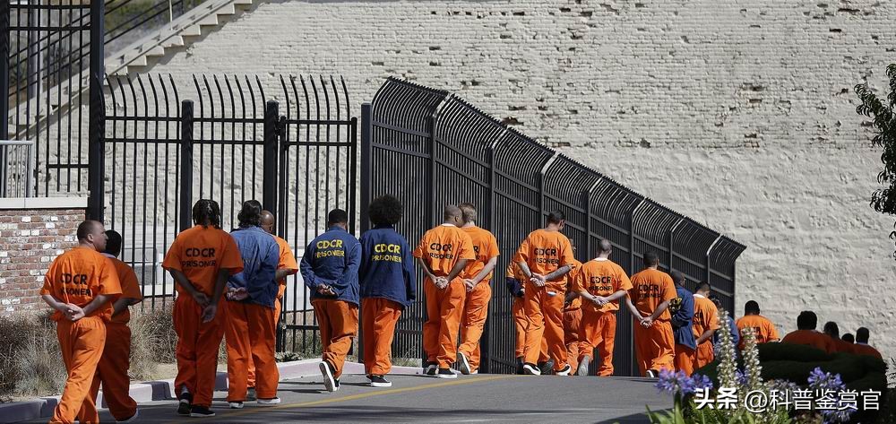 开一个监狱赚钱吗,美国私营监狱是如何赚钱的