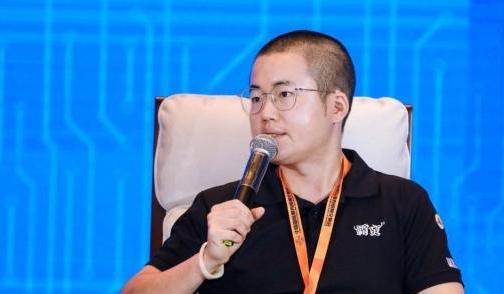 董明珠批评北大卖米粉视频,北大硕士卖米粉董明珠评价