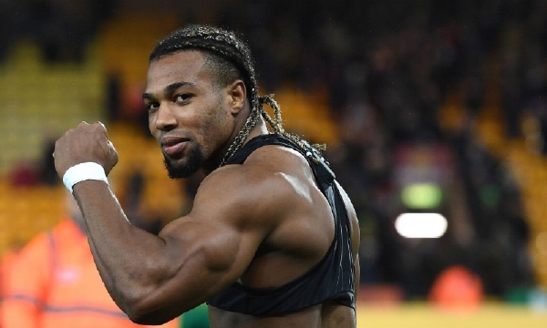 巴萨游子归来！看他就像看人类足球进化史：用了7年走出石器时代