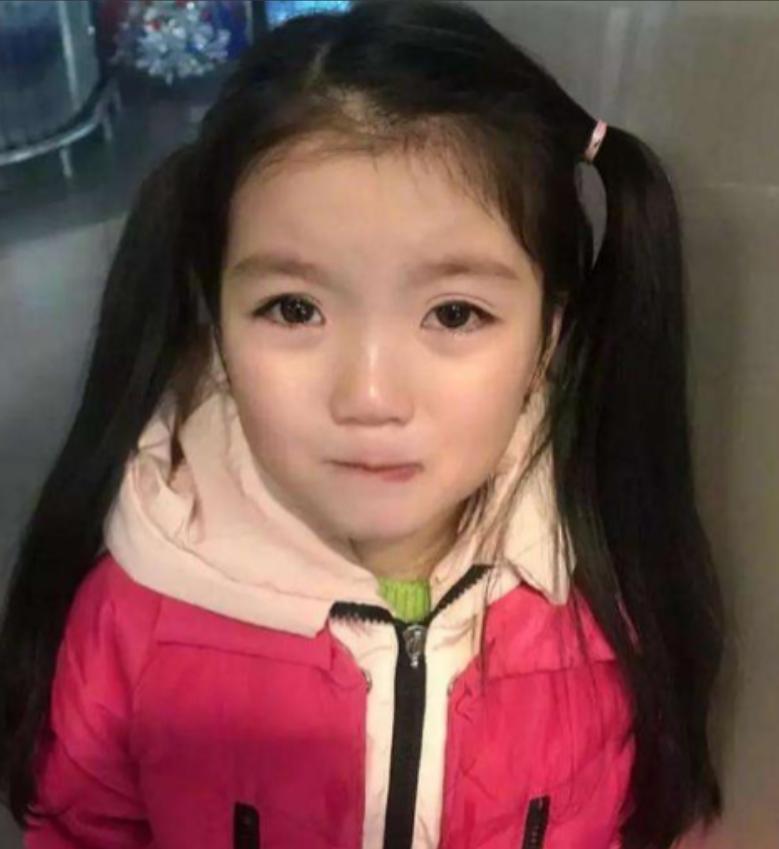 萌娃阿拉蕾长大了,童星阿拉蕾近照