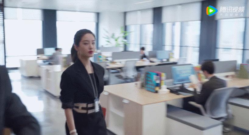 开播已拿下7个冠军，鹅家这部剧，打开了女性群像剧流量的天花板