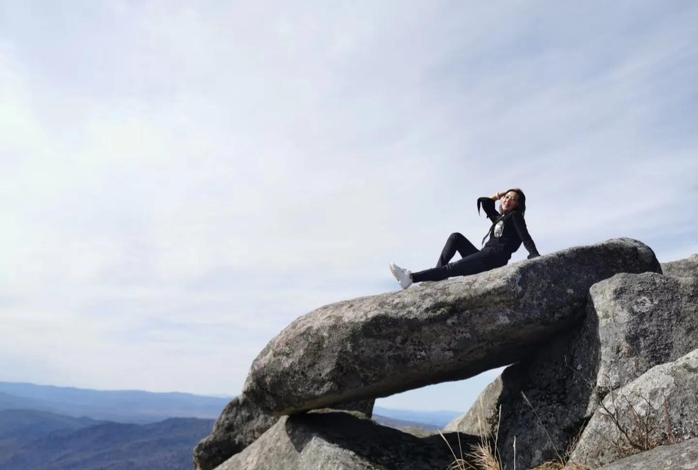 妈妈顶子山---母亲山