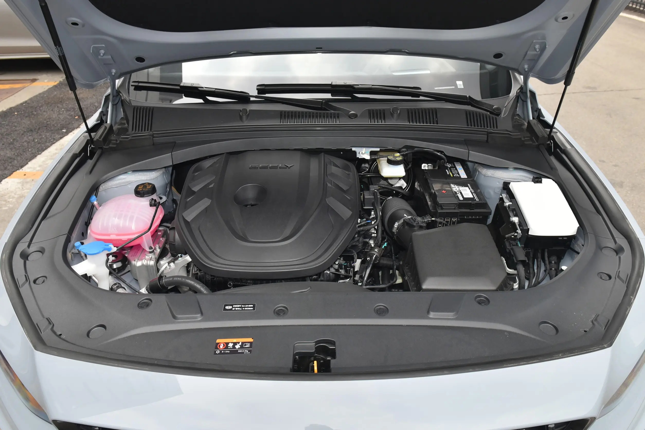 年轻人都爱的这3台家轿怎么选,年轻人讲究动力操控颜值的街车