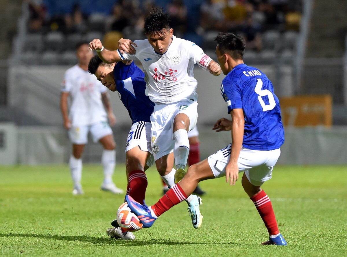 霍启山出席香港足球活动讲话,2022-2023香港超级联赛