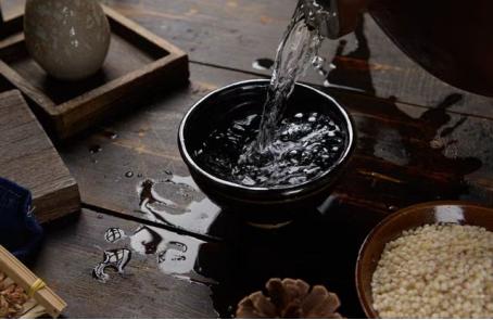 白酒饮酒前注意事项,气温降至零下的注意事项