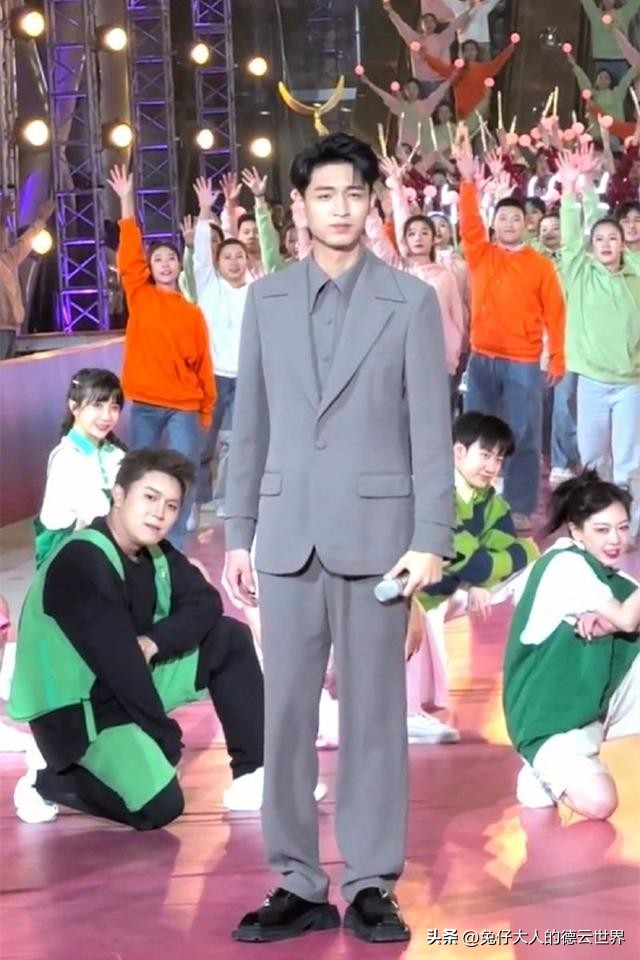 张云雷专场上的秦霄贤,张云雷直播中有秦霄贤吗