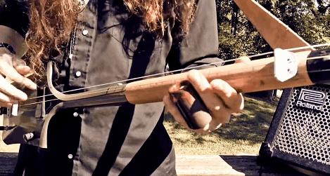 有多少老外买铁锹回家是为了当吉他弹？