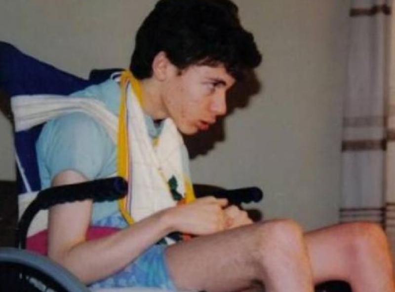 幽灵男孩马丁卧床14年,幽灵男孩马丁患病卧床