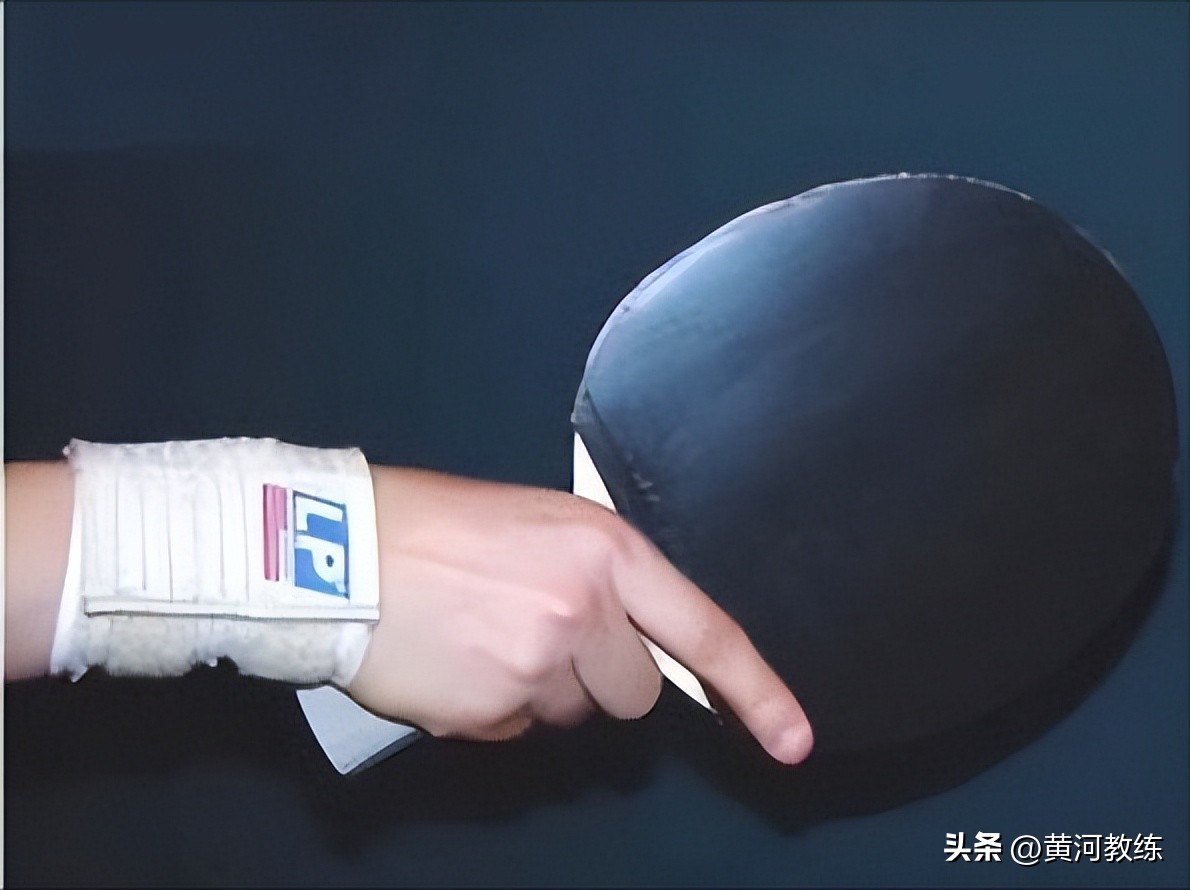 乒乓球怎么打扣杀,对墙打乒乓球技巧