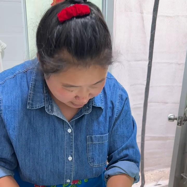 有跟我老头一样的不，一忽悠啥都买，买的不好还不承认没法...