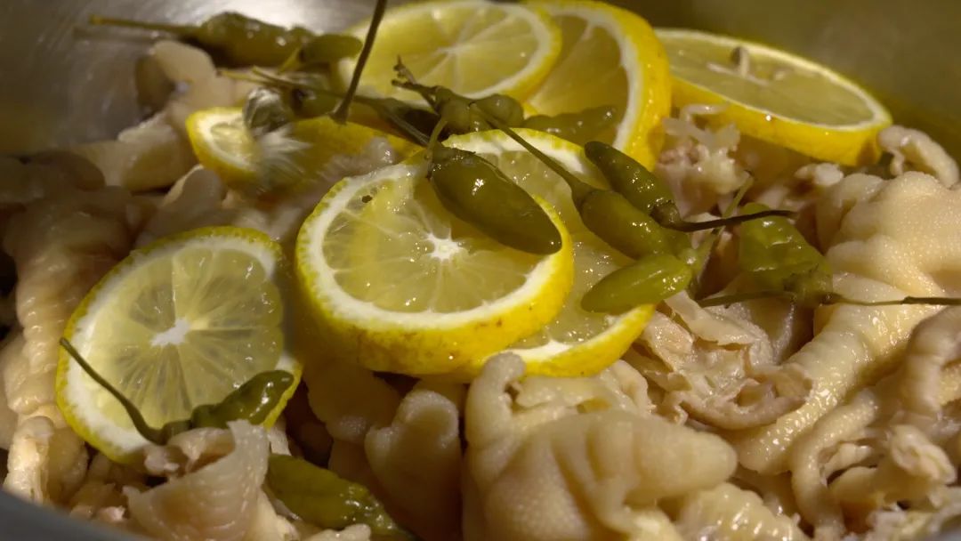 700亿级的辣椒市场，他盯上了其中的细分赛道，年入超3亿元