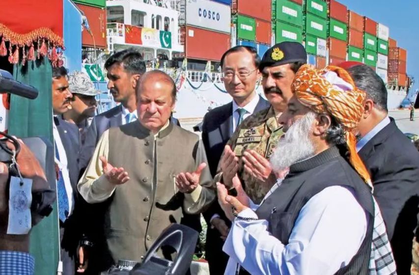 “巴铁”把瓜达尔港租给我国43年，中国光修建就花了14年，值吗？