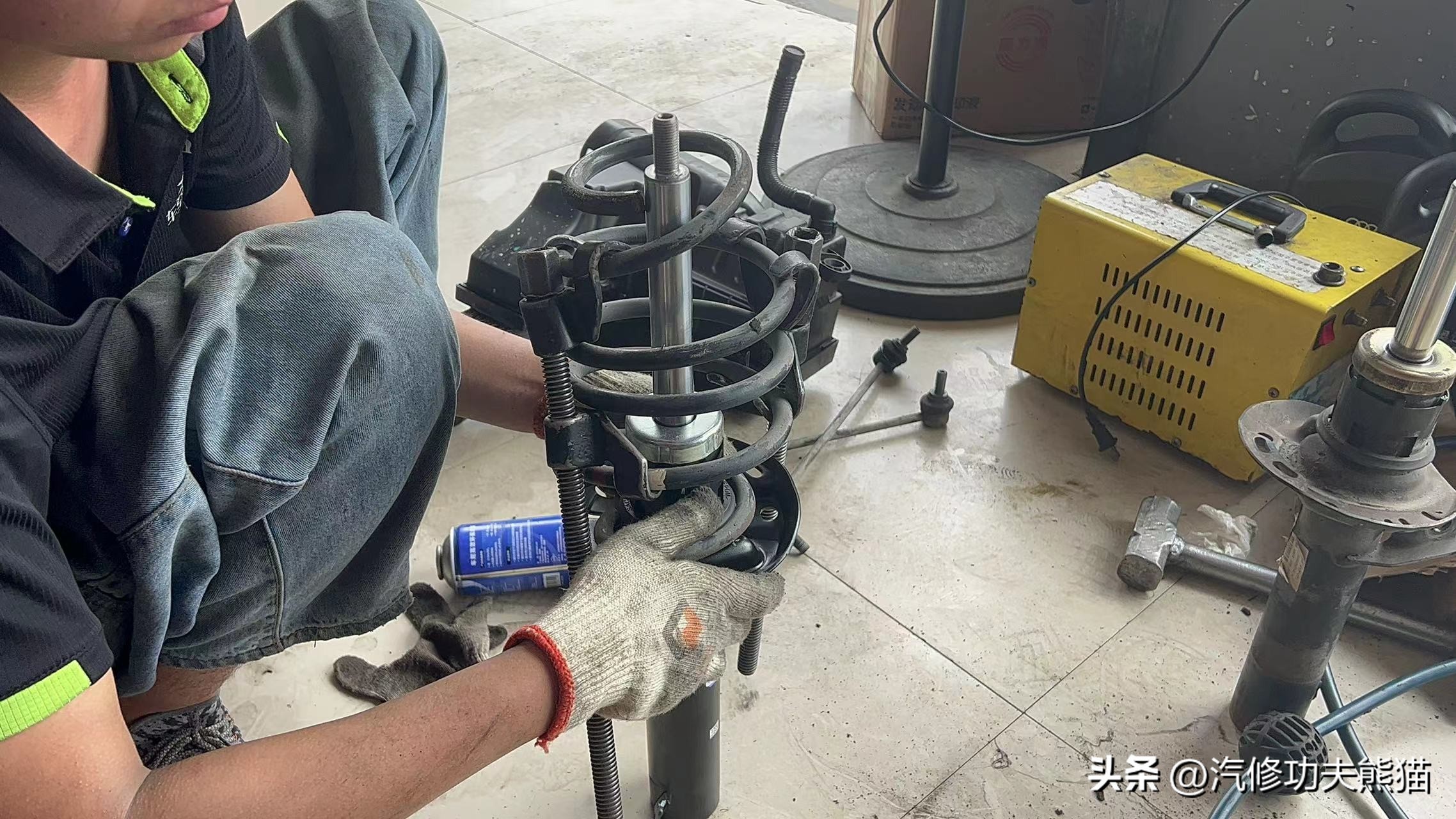 大众途观l2.0t2022保养复位,途观l2017款380tsi四驱豪华版保养