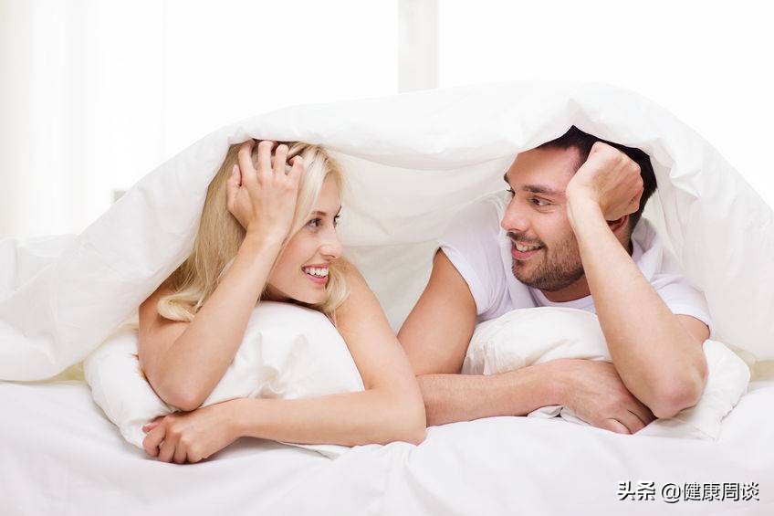 提醒女性：治疗阴道炎需避开4大误区，否则等于是给自己“挖坑”