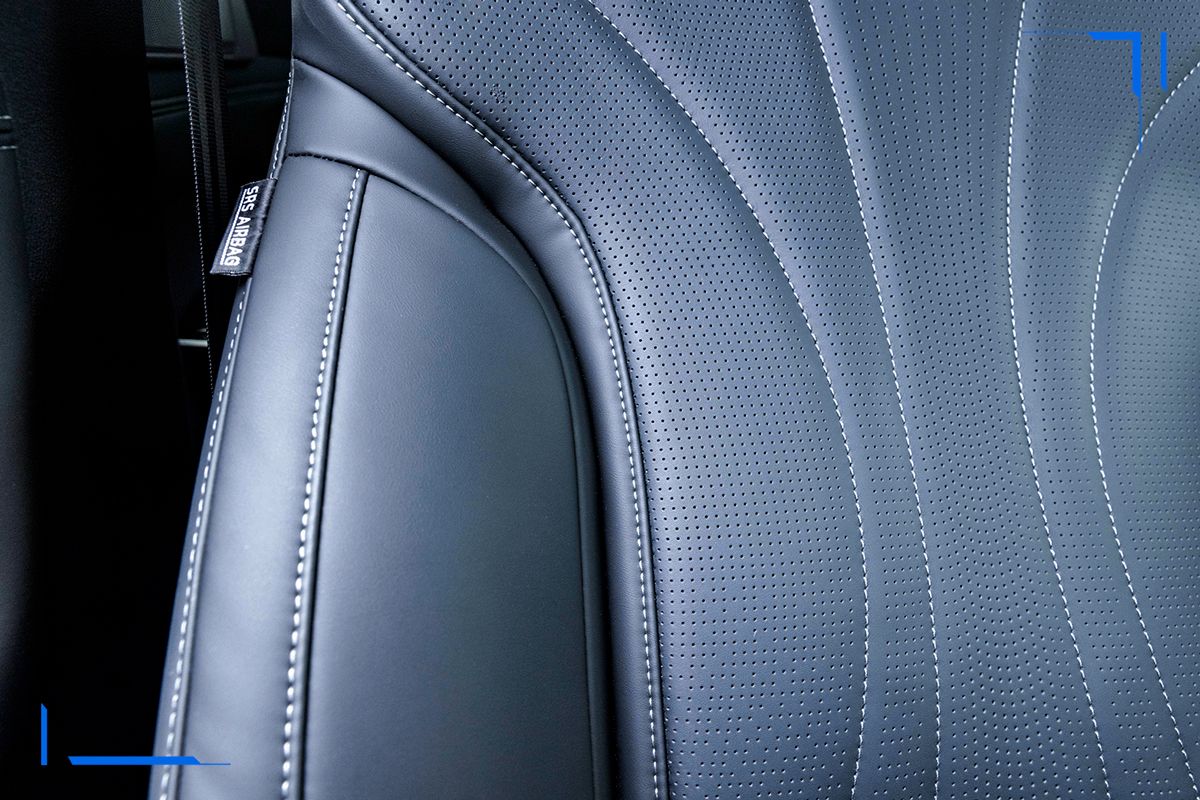 小鹏g9可以在车上唱歌吗,小鹏g9送随车充吗