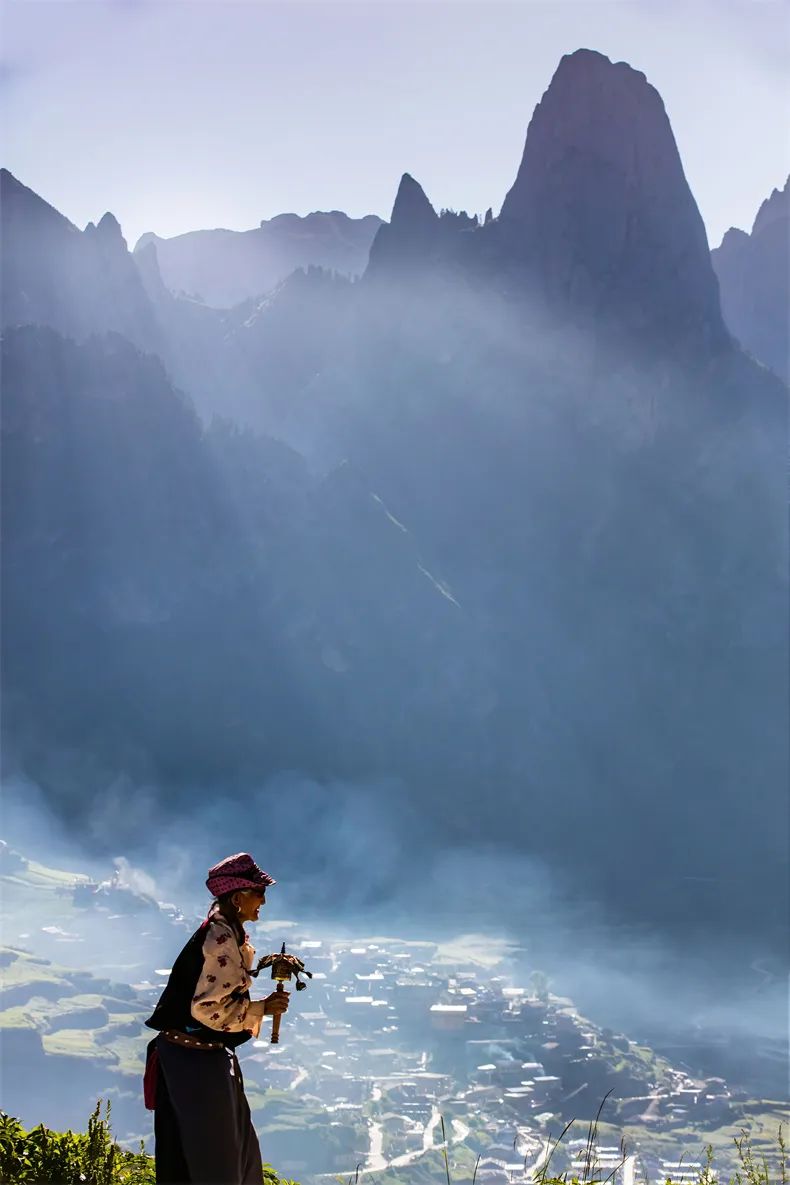 比*藏西**人少，风光不输川西，西北最惊艳的秋！9、10月美成了仙境