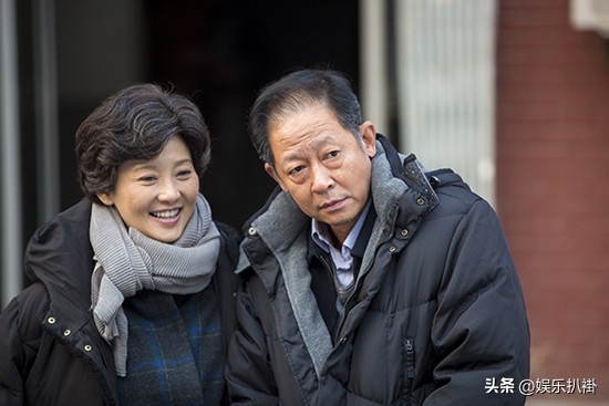 十大男星嫁富婆,娶富婆当老婆的4位男星