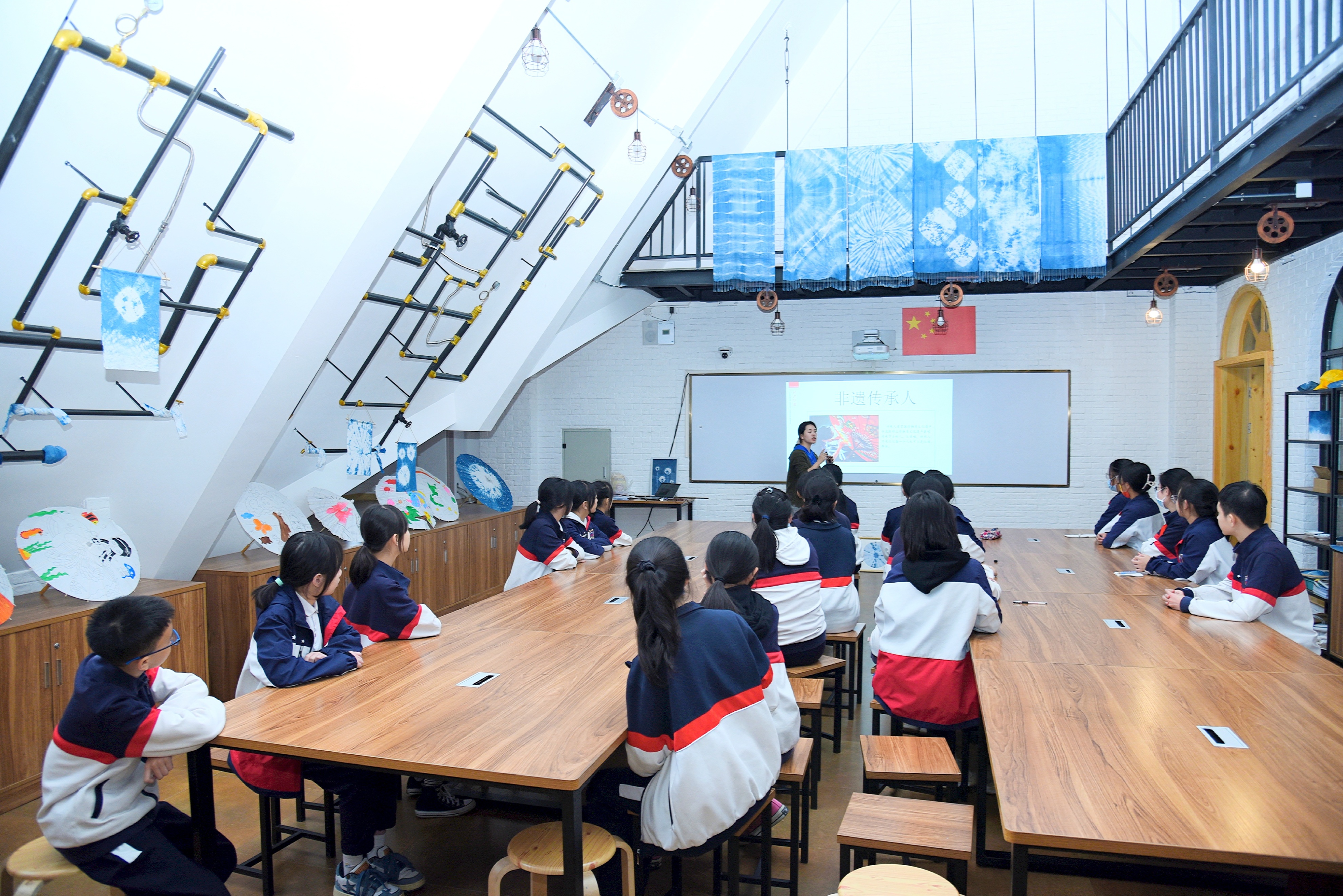 这个学校竟然有七十多门选修课，直接将学生“技能点”拉满