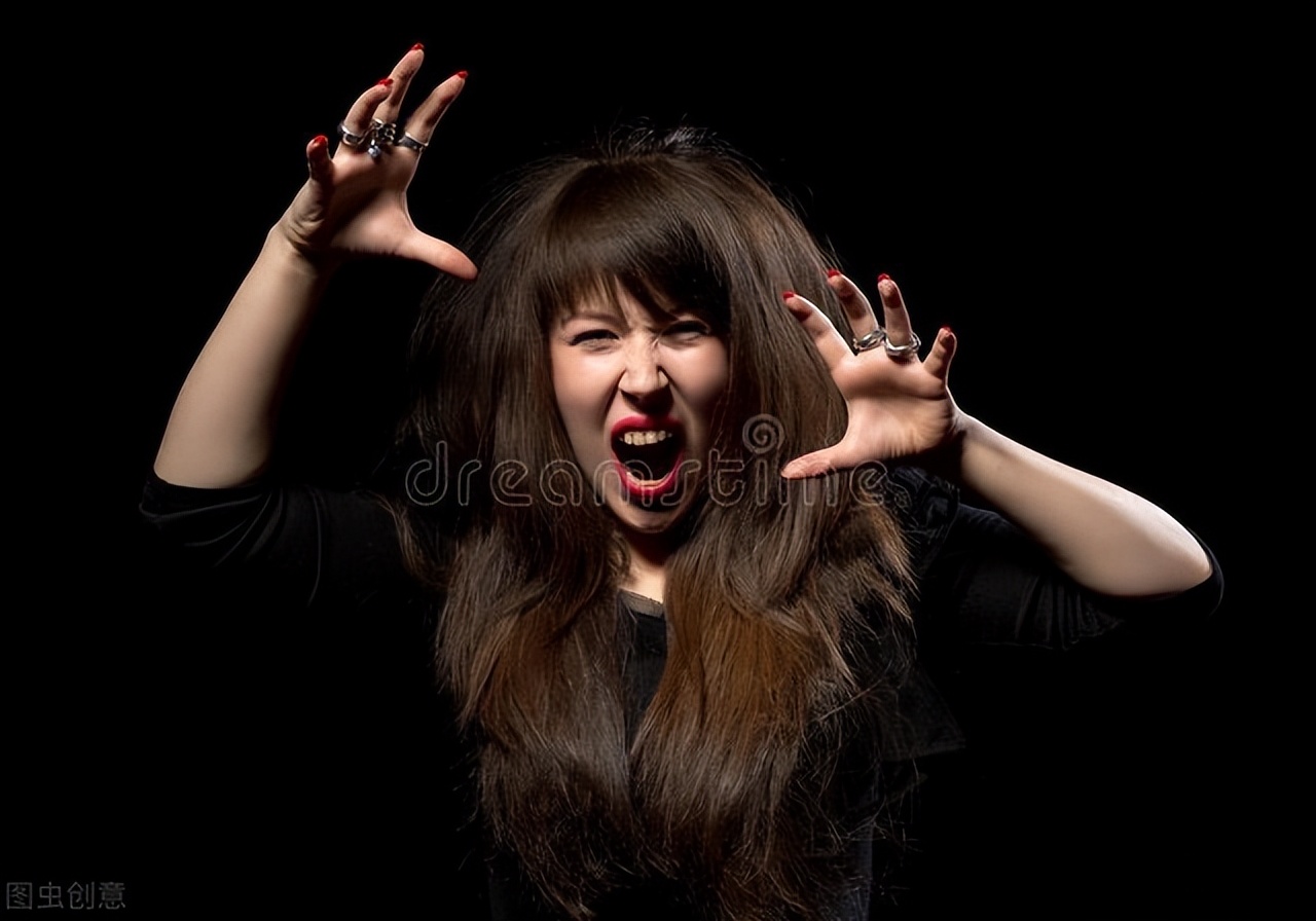 女人,别自作多情了,他根本就不爱你